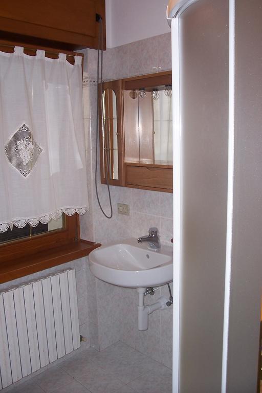 Apartamento Fabbricato Indipendente Centro Lozzo Cadore Habitación foto